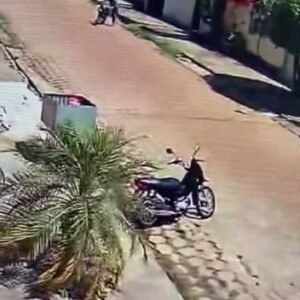 Motocicleta furtada é recuperada no final de semana